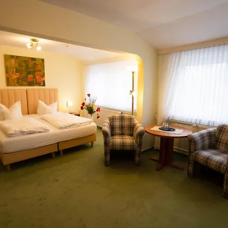 Komforthotel & Restaurant Riemann Отель 3*