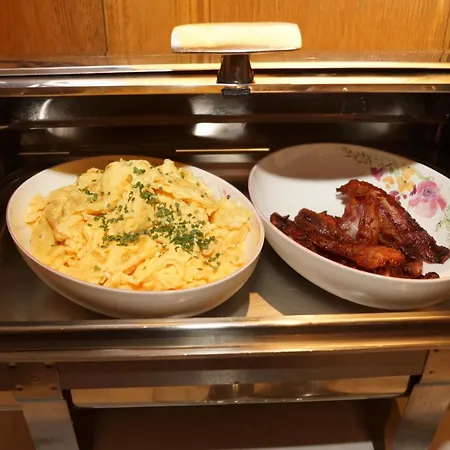 Komforthotel & Restaurant Riemann Отель